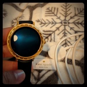 NEW Kate Spade Scallop Touchscreen Smartatch Gold